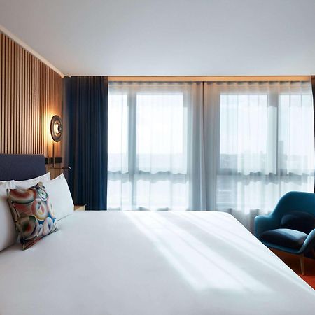 So/ Paris Hotel Екстериор снимка Deluxe room