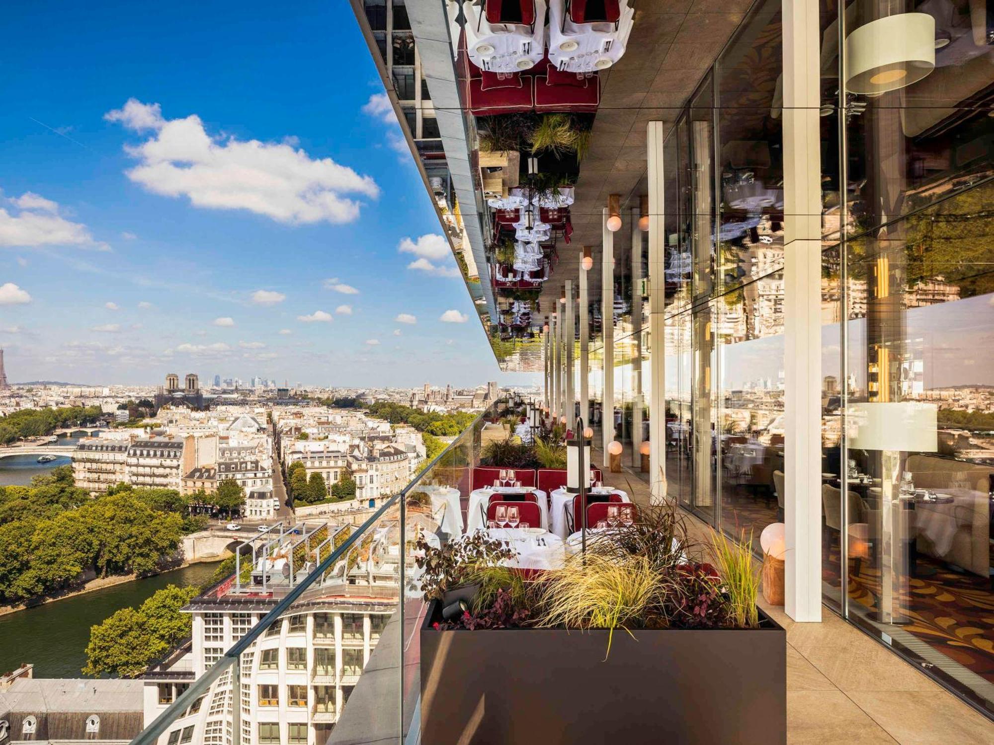 So/ Paris Hotel Екстериор снимка The restaurant