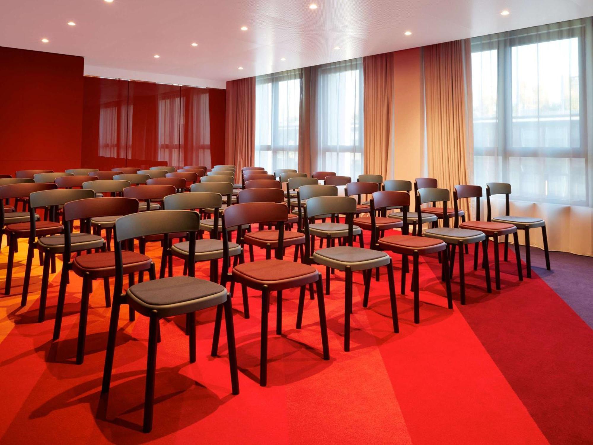 So/ Paris Hotel Екстериор снимка Meeting room
